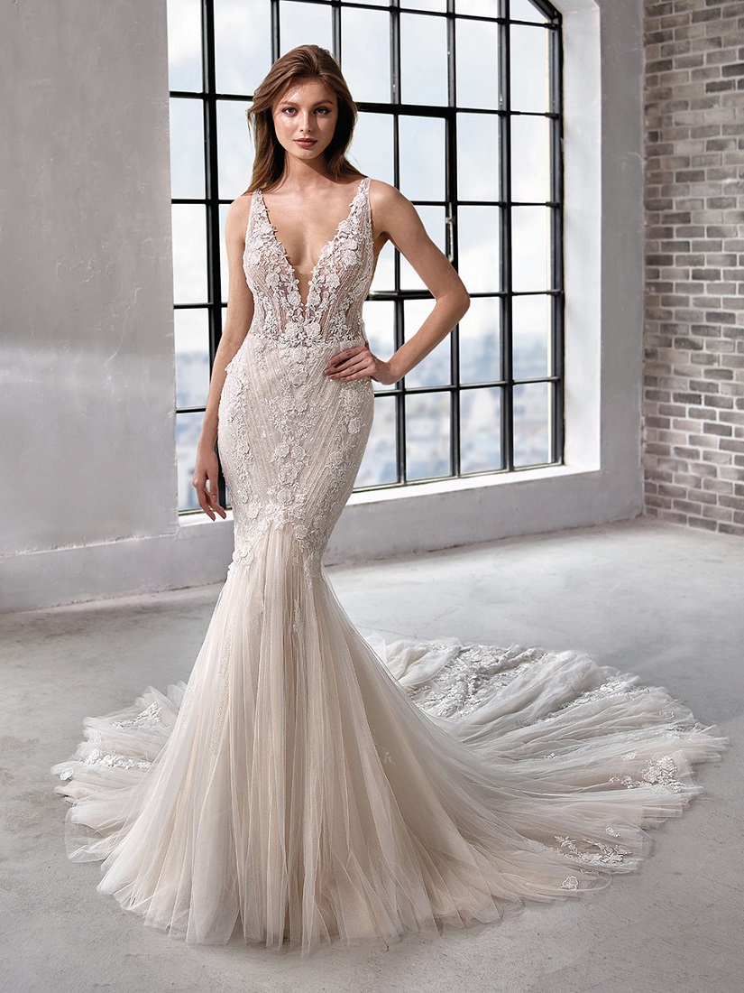 A Glamorous & Romantic Gown - Bridal and Formal